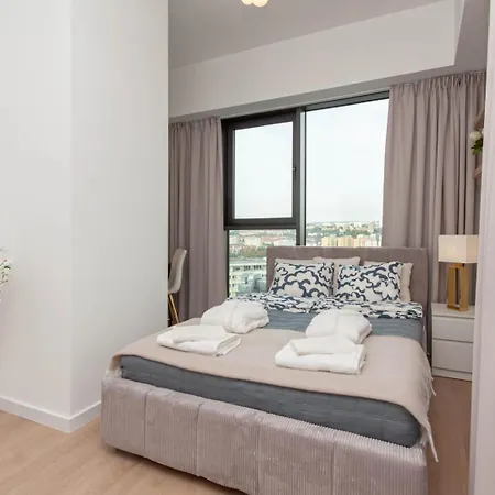 Апартаменты Apartly - Hanza Tower View, Parking, Pool, Sauna *