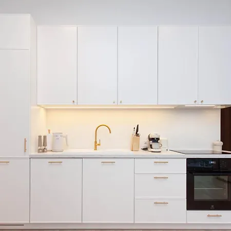 Apartment Apartly - Hanza Tower View, Parking, Pool, Sauna