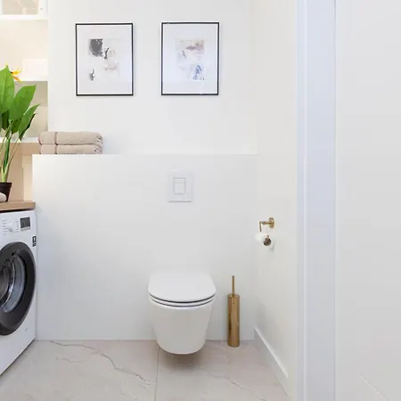 Apartly - Hanza Tower View, Parking, Pool, Sauna Апартаменты