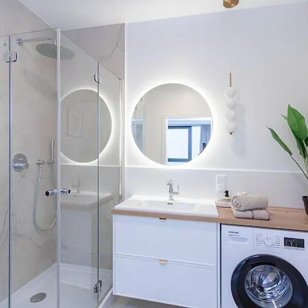 Апартаменты Apartly - Hanza Tower View, Parking, Pool, Sauna *