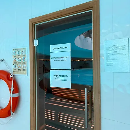 Apartly Hanza Tower View I Pool, Sauna, Jacuzzi & Parking Στσέτσιν