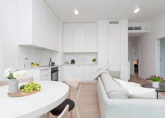 Apartly - Hanza Tower View, Parking, Pool, Sauna Stettin