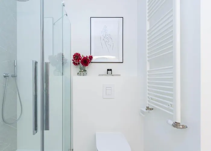 Apartly - Hanza Tower View, Parking, Pool, Sauna *