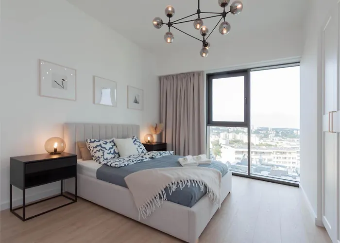 Apartly - Hanza Tower View, Parking, Pool, Sauna Stettin