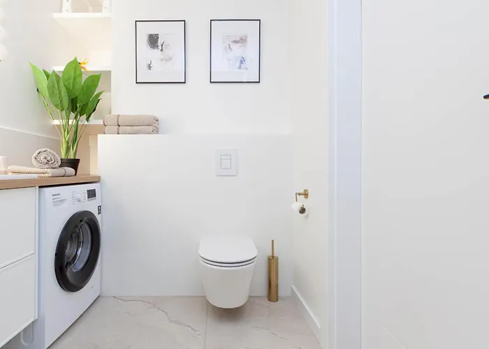 Apartly - Hanza Tower View, Parking, Pool, Sauna Lejlighed