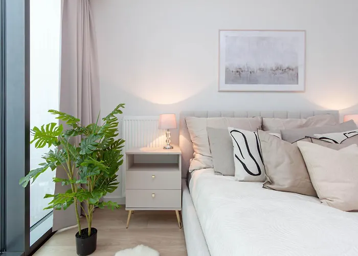 Apartly - Hanza Tower View, Parking, Pool, Sauna Stettin